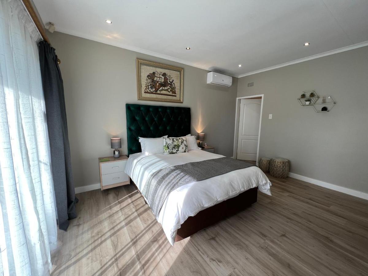 Le'Ciara Luxury Guest House 요하네스버그 외부 사진