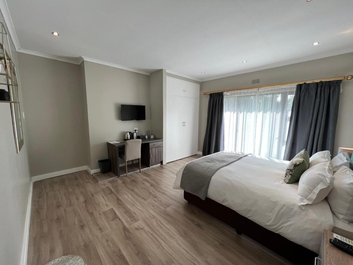 Le'Ciara Luxury Guest House 요하네스버그 외부 사진