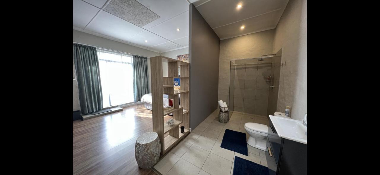 Le'Ciara Luxury Guest House 요하네스버그 외부 사진