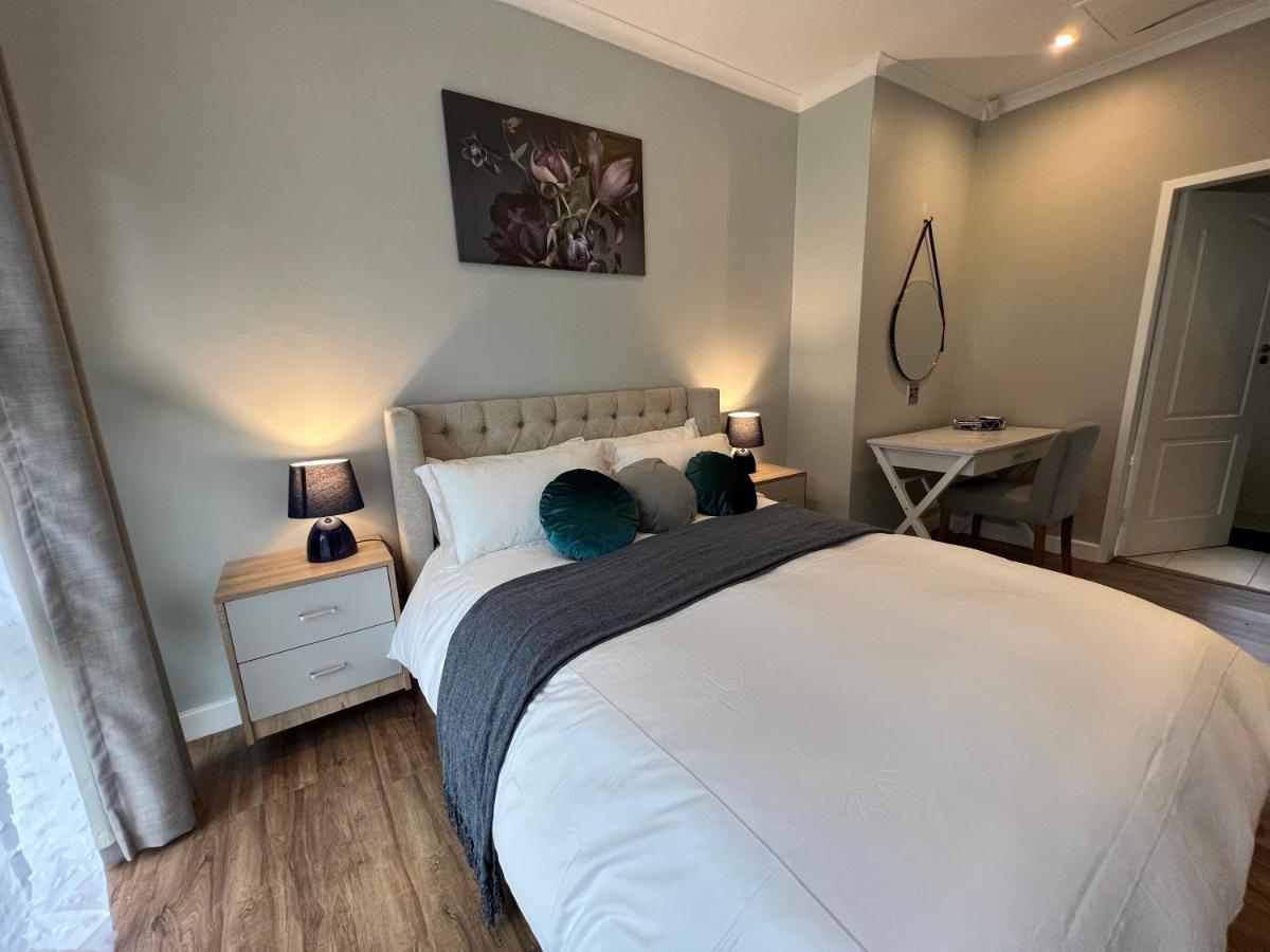Le'Ciara Luxury Guest House 요하네스버그 외부 사진