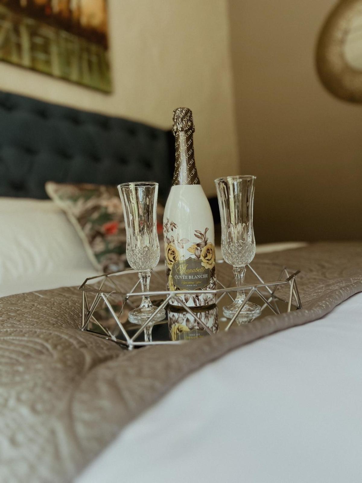 Le'Ciara Luxury Guest House 요하네스버그 외부 사진
